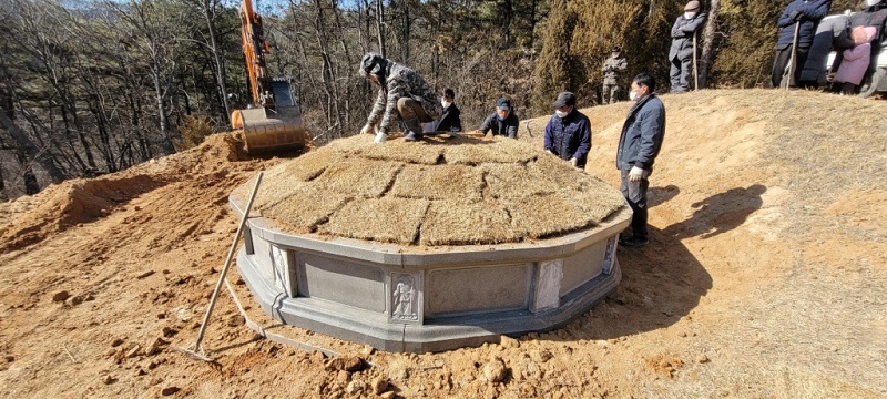 탄천 원형 둘레석 시공-28-5.jpg