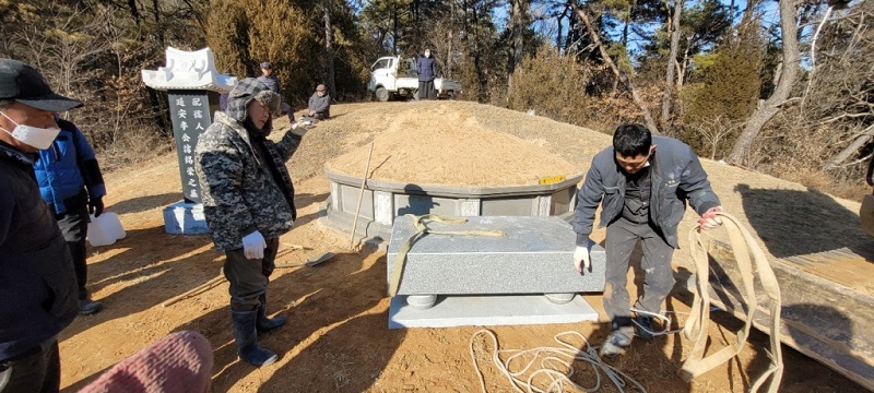 탄천 원형 둘레석 시공-28-6.jpg